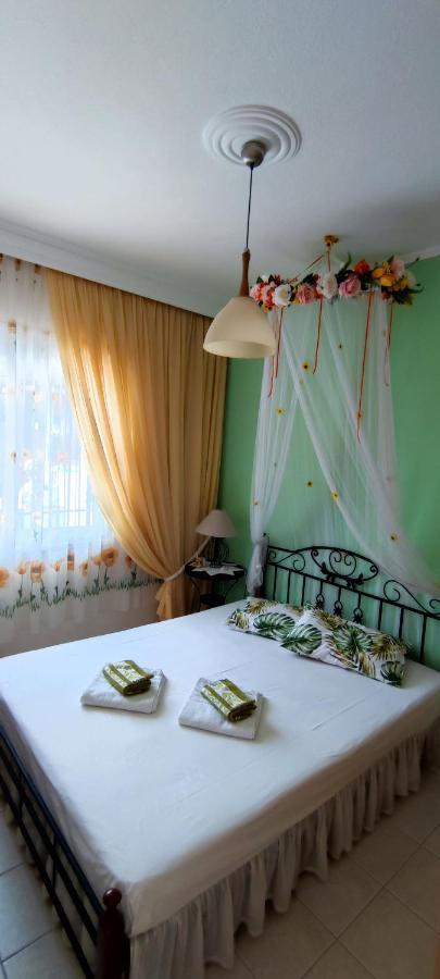 Sunflower Apartment Nea Peramos  Ngoại thất bức ảnh