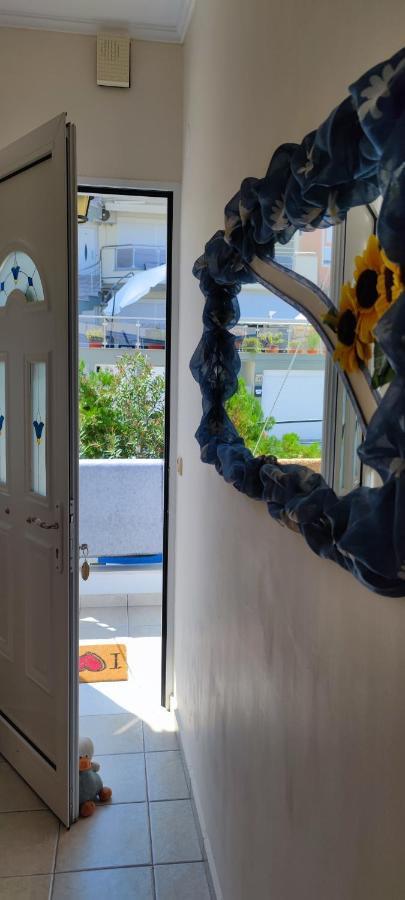 Sunflower Apartment Nea Peramos  Ngoại thất bức ảnh